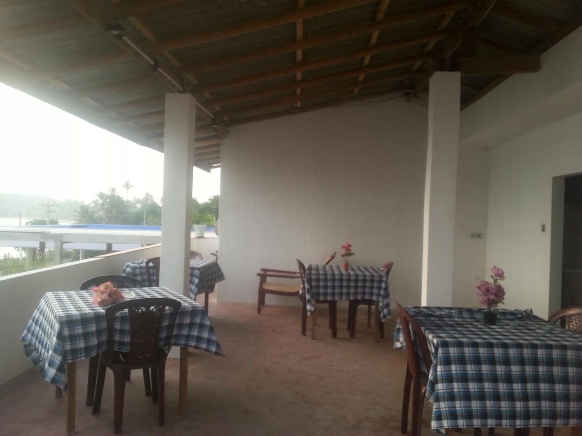 Sun Ocean Inn Мирисса Экстерьер фото